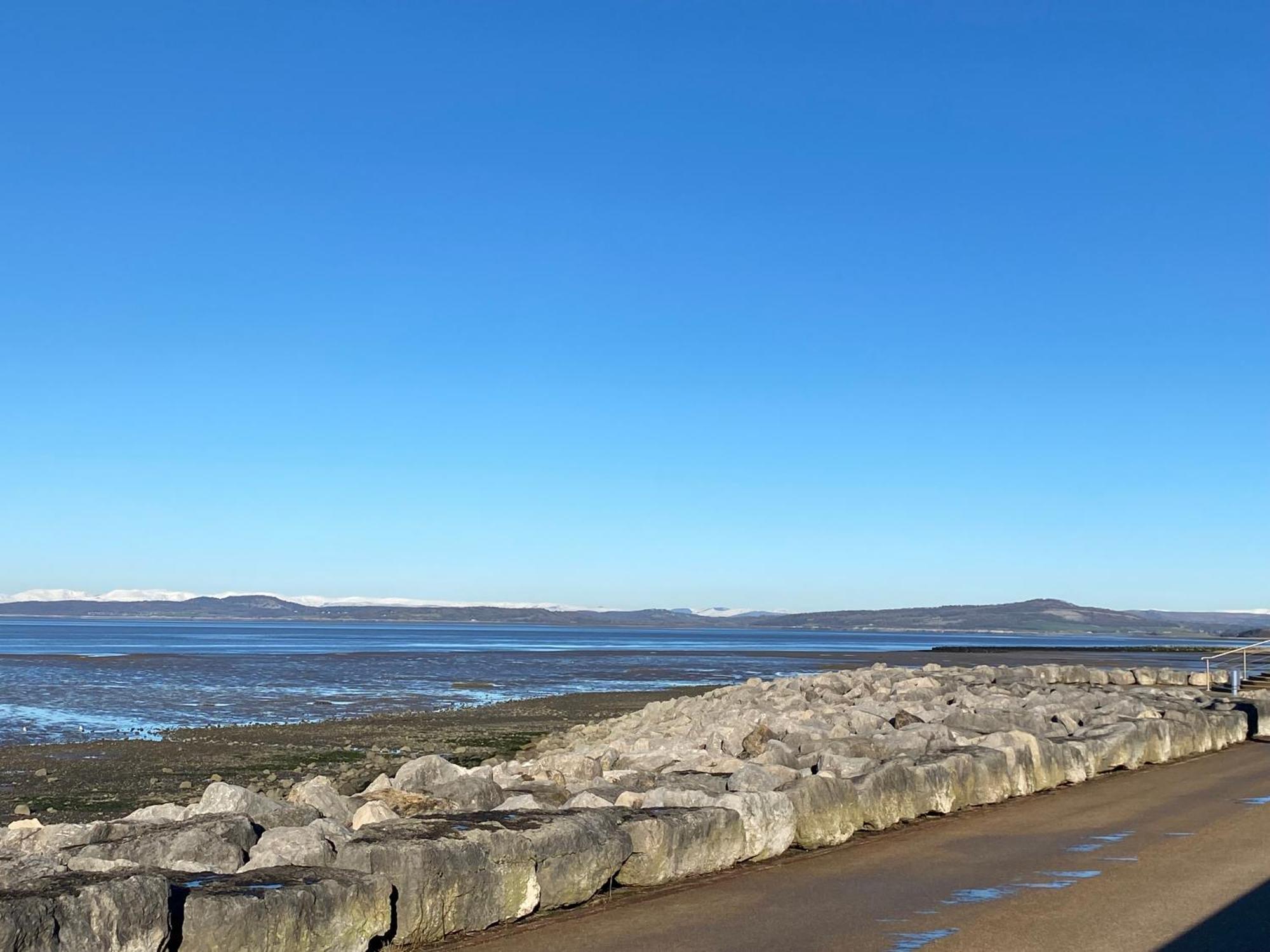 Stylish Apartments Near The Sea Front At Morecambe Хейшем Экстерьер фото
